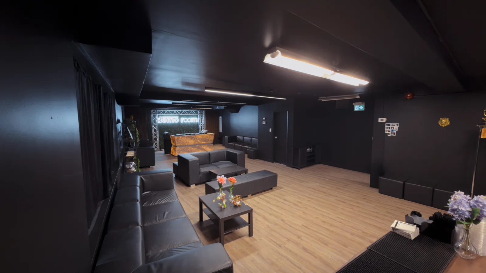 Green Room — lights on 2